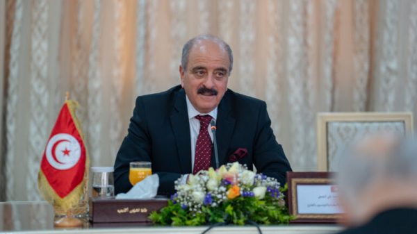 Η Τυνησία ζητά διπλασιασμό ορίου εξαγωγών ελαιολάδου χωρίς δασμό στην Ευρώπη ενώ ξεπουλάει με 3,10 ευρώ