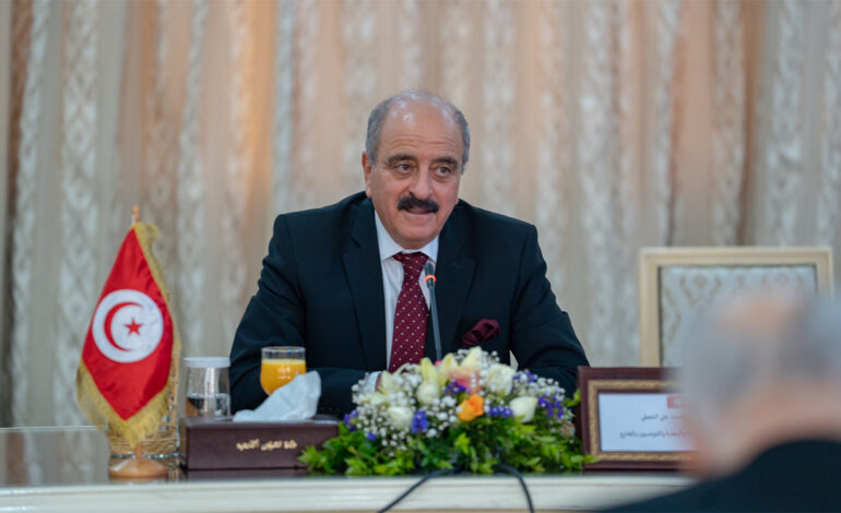 Η Τυνησία ζητά διπλασιασμό ορίου εξαγωγών ελαιολάδου χωρίς δασμό στην Ευρώπη ενώ ξεπουλάει με 3,10 ευρώ