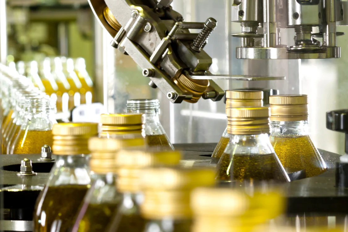 Κενά στους ελέγχους ελαιόλαδου διαπιστώνει το Ελεγκτικό της ΕΕ, δύσκολη η ιχνηλάτηση σε διασυνοριακό επίπεδο