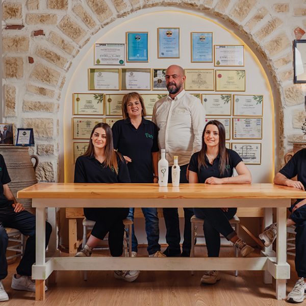 Βάλσαμο για την υγεία κάθε φιάλη έξτρα παρθένου ελαιολάδου Elli's Farm