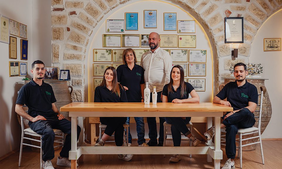 Βάλσαμο για την υγεία κάθε φιάλη έξτρα παρθένου ελαιολάδου Elli's Farm